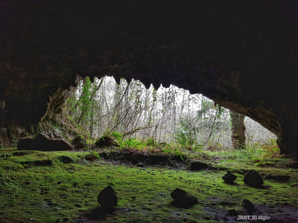 Cueva de Bolao, entrada